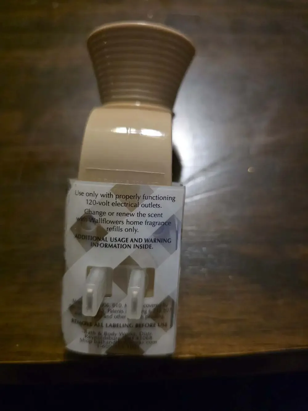 Bath & Body Works Wallflowers Rotating Plug-In Home Fragrance Diffuser - Beige